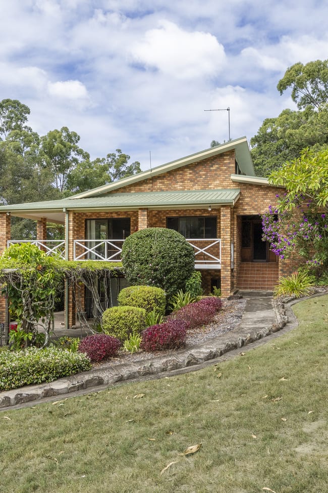 2324 Armidale Road Blaxlands Creek NSW 2460