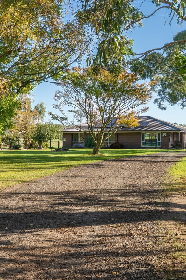 35 Whitelaws Track Leongatha South VIC 3953