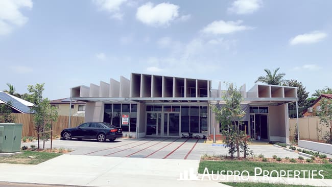 2/4 Woodsania St Robertson QLD 4109 2/4 Woodsania St Robertson QLD 4109