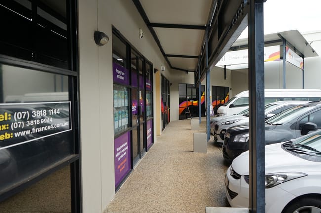 4/8 Commercial Drive Springfield QLD 4300 4/8 Commercial Drive Springfield QLD 4300