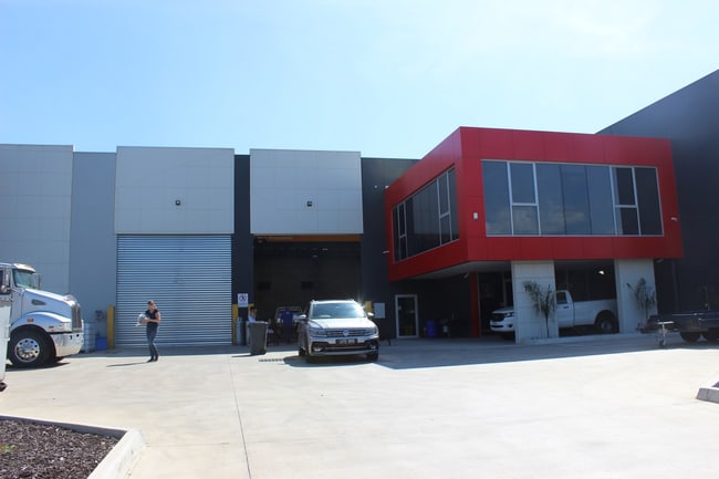 19 Jordan Close Altona VIC 3018 19 Jordan Close Altona VIC 3018