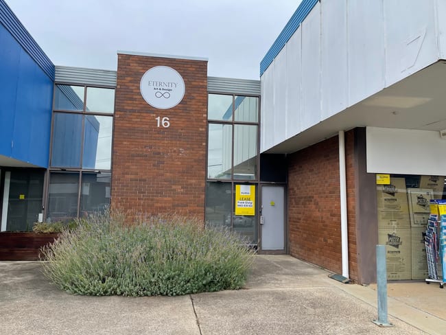 Unit 16/8 Gladstone Street Fyshwick ACT 2609
