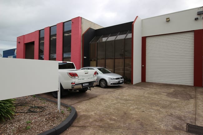 1/27 Peninsula Boulevard Seaford VIC 3198