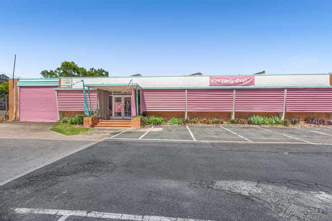 36 Brougham Street Fairfield QLD 4103 36 Brougham Street Fairfield QLD 4103