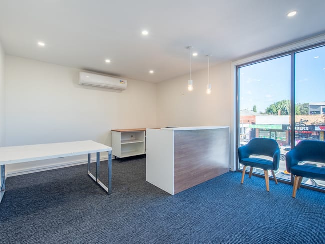 5/176 Main Street Mornington VIC 3931 5/176 Main Street Mornington VIC 3931
