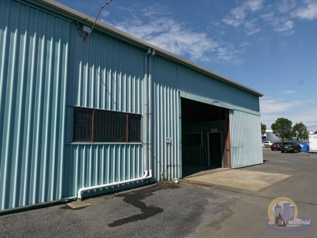 Bay 3/79 Enterprise Svensson Heights QLD 4670
