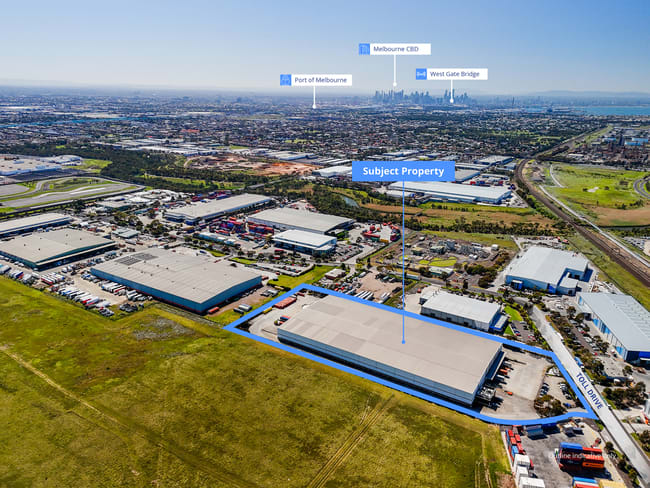 56 Toll Drive Altona VIC 3018 56 Toll Drive Altona VIC 3018