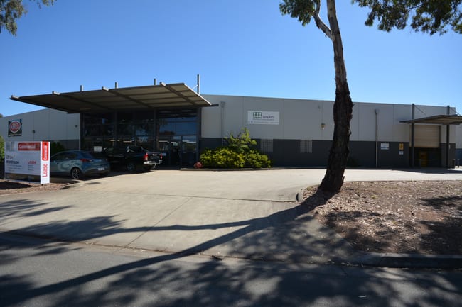 Unit 2, 2 E.W. Pitts Avenue Cavan SA 5094 Unit 2, 2 E.W. Pitts Avenue Cavan SA 5094