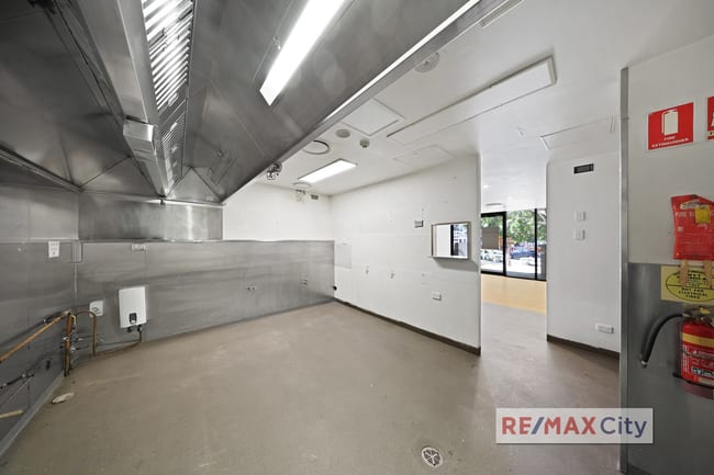 2/31 Musk Avenue Kelvin Grove QLD 4059 2/31 Musk Avenue Kelvin Grove QLD 4059