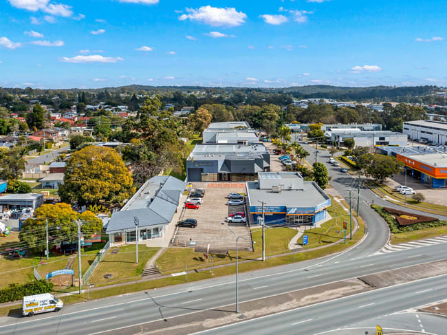 3&4/2 - 4 Booran Drive Woodridge QLD 4114