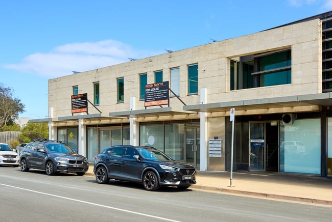 4 & 5/119-125 Ocean Beach Road Sorrento VIC 3943 4 & 5/119-125 Ocean Beach Road Sorrento VIC 3943