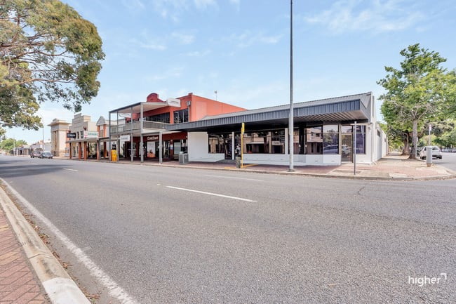82 Henley Beach Road Mile End SA 5031 82 Henley Beach Road Mile End SA 5031