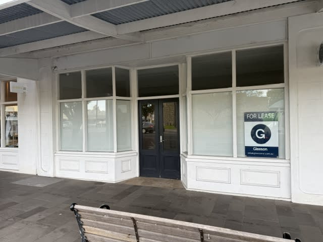 Shop 2/8 Bank Street Port Fairy VIC 3284