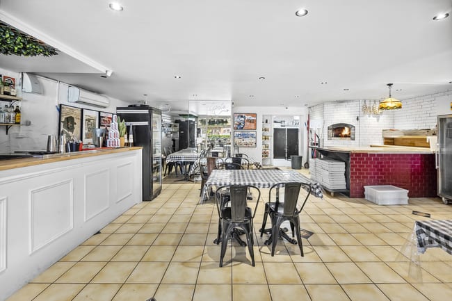 8/208 Pittwater Road Manly NSW 2095 8/208 Pittwater Road Manly NSW 2095