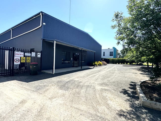 209 Oakes Road Yoogali NSW 2680