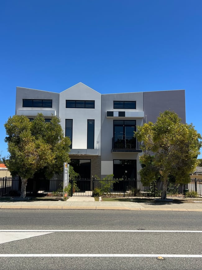 4/58 Anstruther Road Mandurah WA 6210 4/58 Anstruther Road Mandurah WA 6210