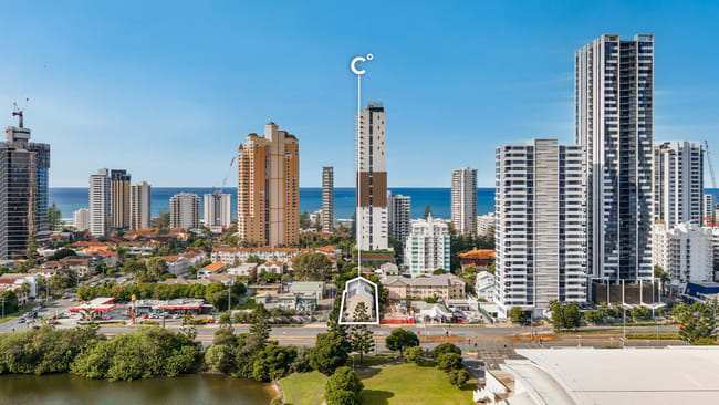 18 Jubilee Avenue Broadbeach QLD 4218