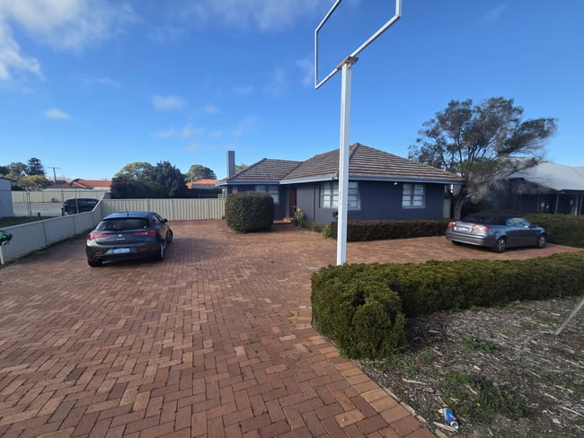339 Great Eastern Highway Redcliffe WA 6104 339 Great Eastern Highway Redcliffe WA 6104