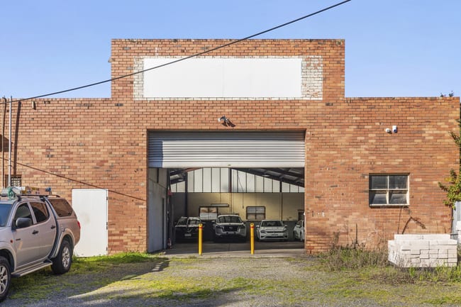 Factory 1/49 Betula Avenue Vermont VIC 3133
