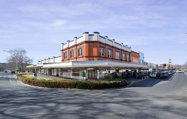 560 Olive Street Albury NSW 2640 560 Olive Street Albury NSW 2640