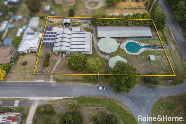 109 Beauchamp Street Kyneton VIC 3444 109 Beauchamp Street Kyneton VIC 3444