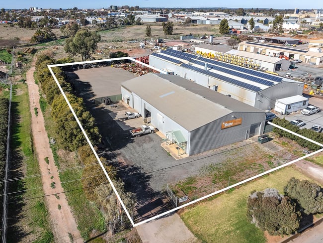 20 Massey Avenue Leeton NSW 2705 20 Massey Avenue Leeton NSW 2705