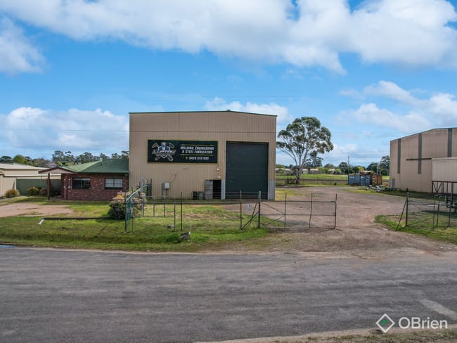 11 Princes Highway Stratford VIC 3862 11 Princes Highway Stratford VIC 3862