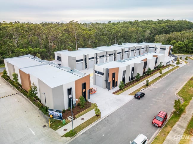 10 Naves Drive Coomera QLD 4209 10 Naves Drive Coomera QLD 4209
