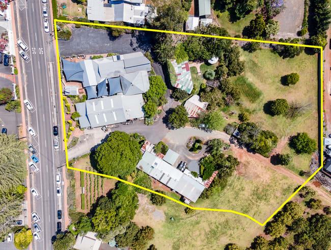 122 Long Road Tamborine Mountain QLD 4272 122 Long Road Tamborine Mountain QLD 4272