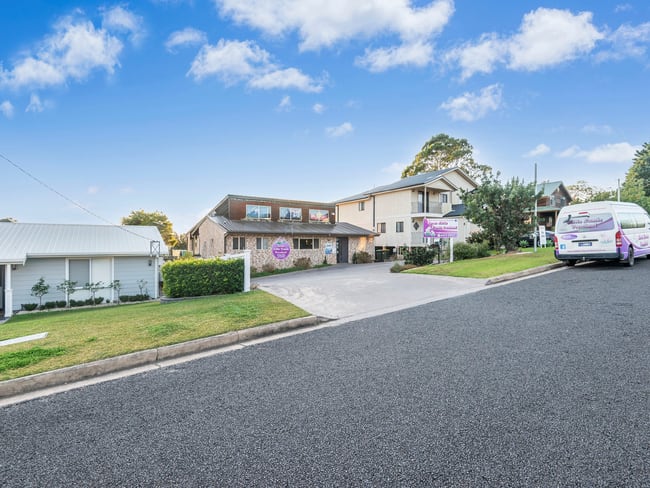 12 Andrew Avenue Tuross Head NSW 2537 12 Andrew Avenue Tuross Head NSW 2537