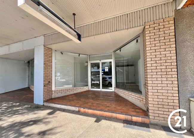 205 Clarinda Street Parkes NSW 2870 205 Clarinda Street Parkes NSW 2870