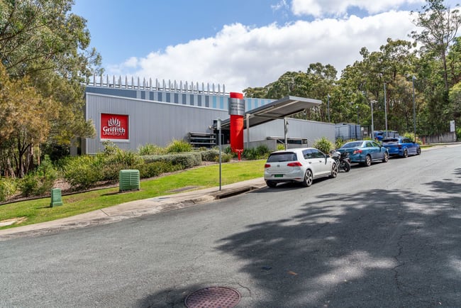 46 Don Young Road Nathan QLD 4111 46 Don Young Road Nathan QLD 4111
