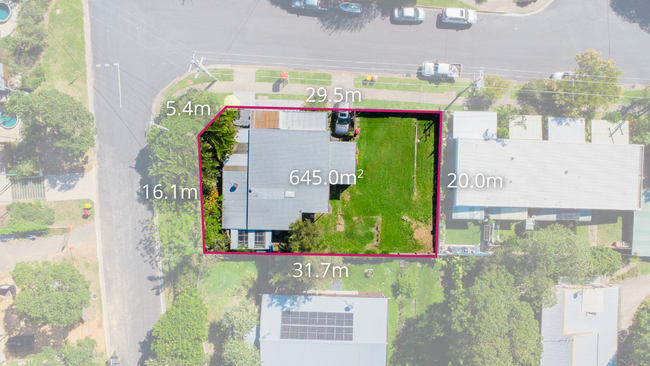 1 Galeen Street Point Lookout QLD 4183 1 Galeen Street Point Lookout QLD 4183