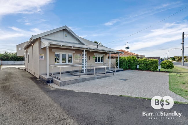 19 Forrest Avenue South Bunbury WA 6230 19 Forrest Avenue South Bunbury WA 6230