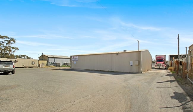 16 Kanandah Road Broken Hill NSW 2880 16 Kanandah Road Broken Hill NSW 2880