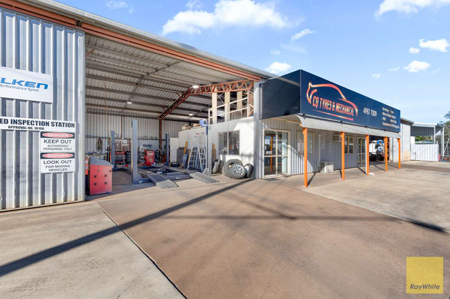 33 Hicks Street Emerald QLD 4720