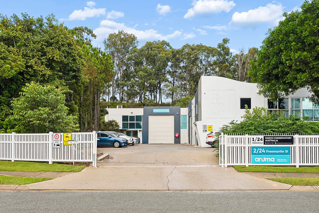 24 Fremantle Street Burleigh Heads QLD 4220 24 Fremantle Street Burleigh Heads QLD 4220