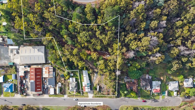 39 Smith Street Wivenhoe TAS 7320 39 Smith Street Wivenhoe TAS 7320