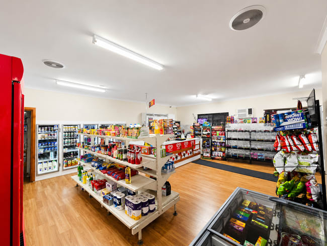 3 Soraya Place Cooloongup WA 6168