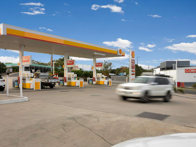 7 Booth Avenue Tannum Sands QLD 4680 7 Booth Avenue Tannum Sands QLD 4680