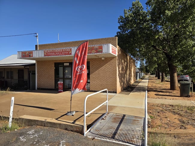 19B Warren St Nyngan NSW 2825
