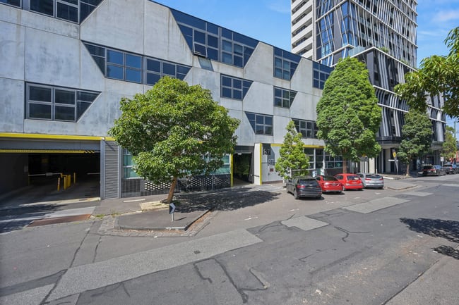 213/15-87 Gladstone Street South Melbourne VIC 3205 213/15-87 Gladstone Street South Melbourne VIC 3205