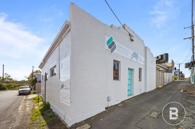 75 Mair Street East Soldiers Hill VIC 3350 75 Mair Street East Soldiers Hill VIC 3350