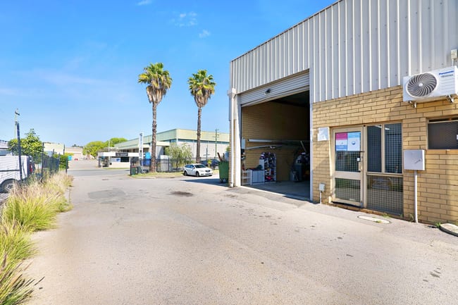 1/236 Star Street Welshpool WA 6106