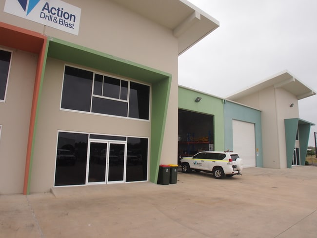 2/11 Sturt Street Parkhurst QLD 4702 2/11 Sturt Street Parkhurst QLD 4702