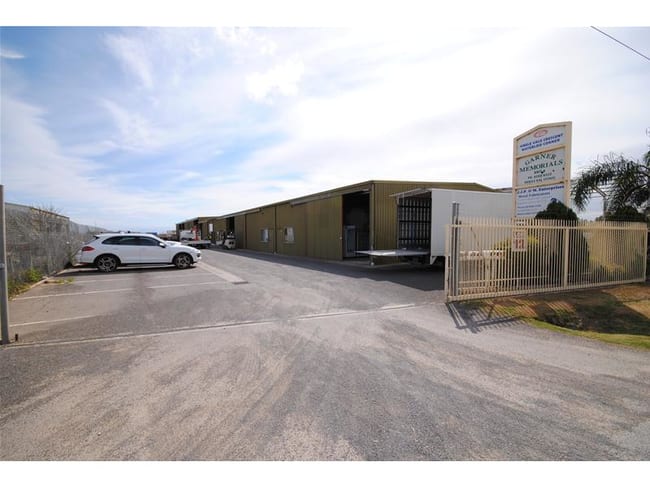 Units 1 & 2, Lot 12 Angle Vale Crescent Waterloo Corner SA 5110 Units 1 & 2, Lot 12 Angle Vale Crescent Waterloo Corner SA 5110