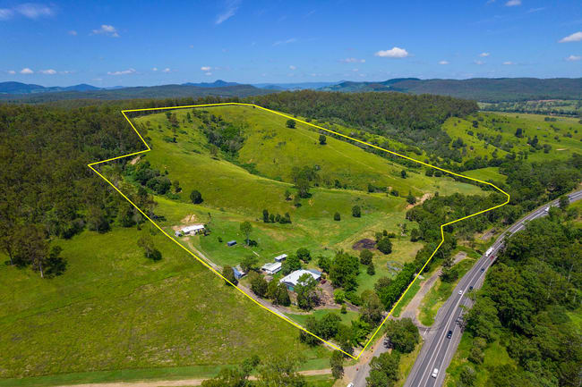 3 Spring Valley Road Chatsworth QLD 4570 3 Spring Valley Road Chatsworth QLD 4570