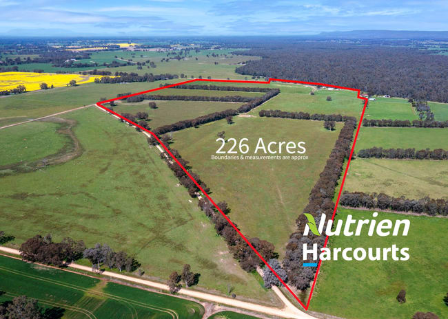 370 Carmody Road Boorhaman North VIC 3685 370 Carmody Road Boorhaman North VIC 3685