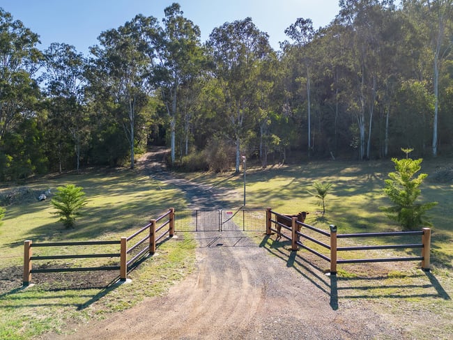 986-1004 Pine Mountain Road Pine Mountain QLD 4306 986-1004 Pine Mountain Road Pine Mountain QLD 4306