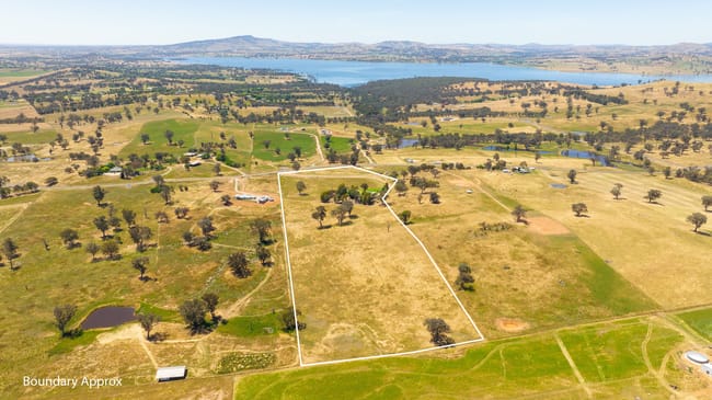 132 Pastoral Lane Wirlinga NSW 2640